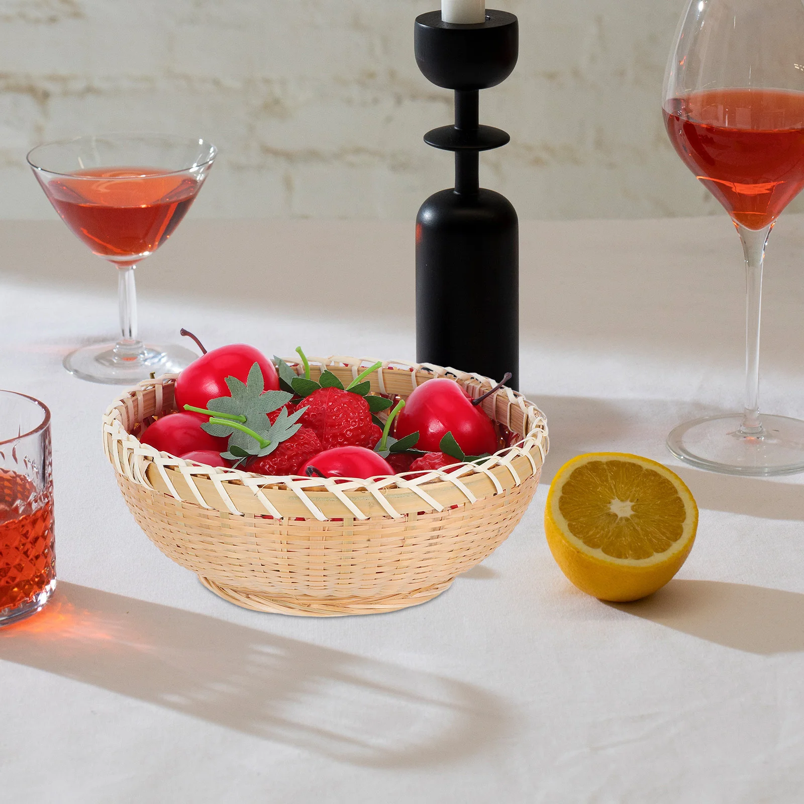 

Elegant Round Bamboo Basket Woven Rattan Storage for Kitchen Fruits Vegetables Bread Serving Round Storage Basket