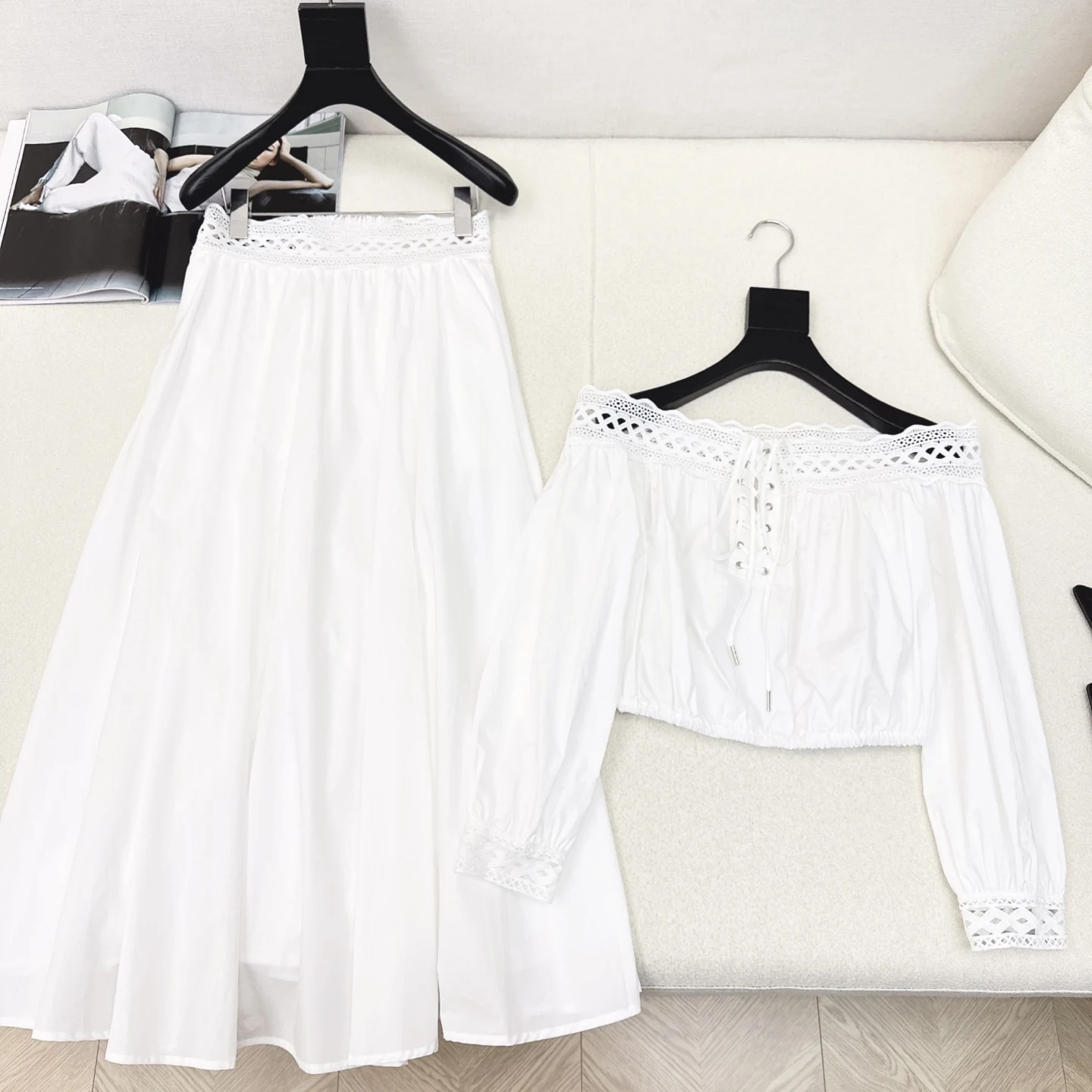 

High quality new women's one shoulder top+long half skirt set with vacation style patchwork lace decoration half skirt set
