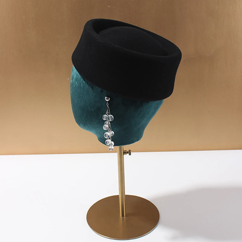 Britische Retro-Aristokratische Mode-Stewardess-Mütze aus Wolle für Damen, elegante französische kleine 54 cm Miniatur-Mütze – Detail 4