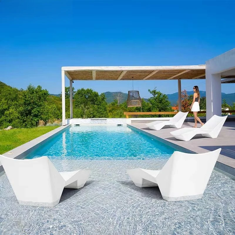 

Outdoor leisure chairs hotel garden swimming pool sunbathing loungers villa courtyard sunbathing leisure chairs