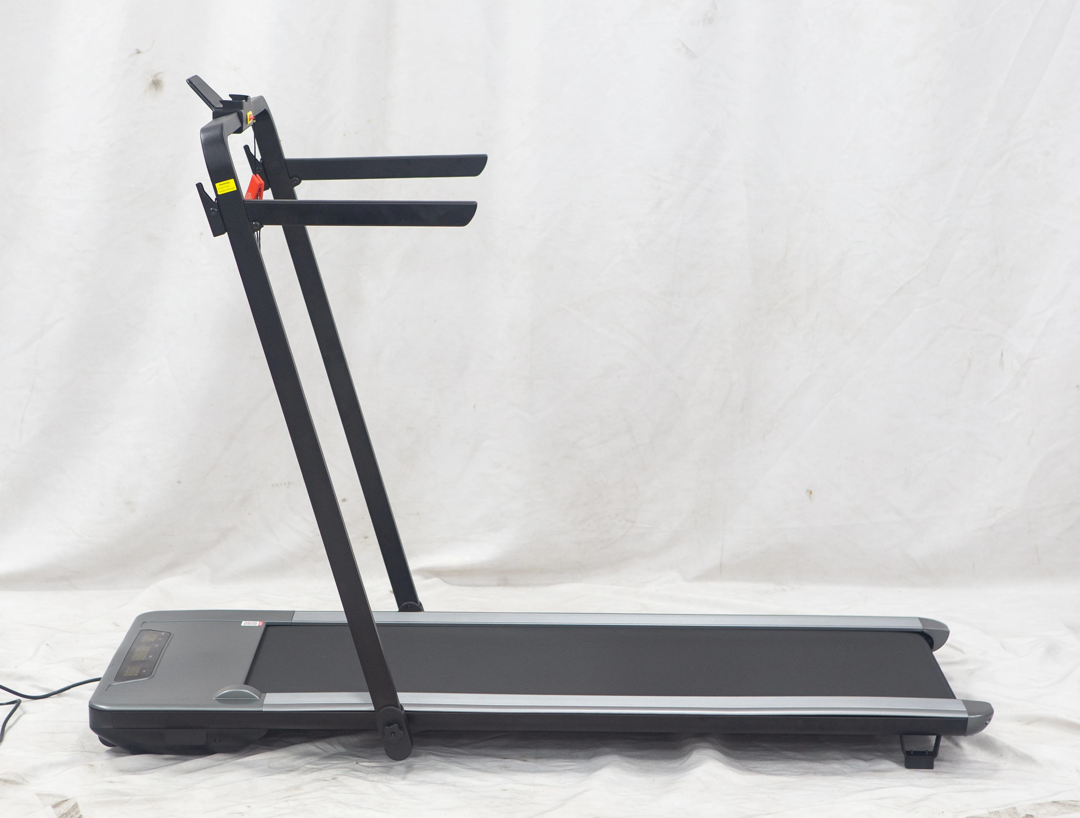 

Fitness & Body Building Cardio Training Running Machine Under Desk Walking Pad Treadmills