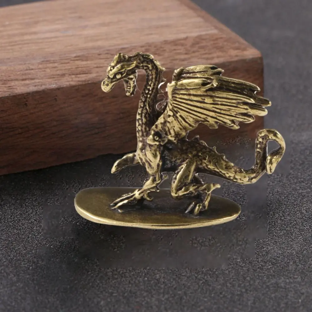 Solid Brass Pterosaur Dragon Sculpture Hand-held Micro-carving Little Flying Dragon Ornaments Copper Crafts Dragon Miniatures