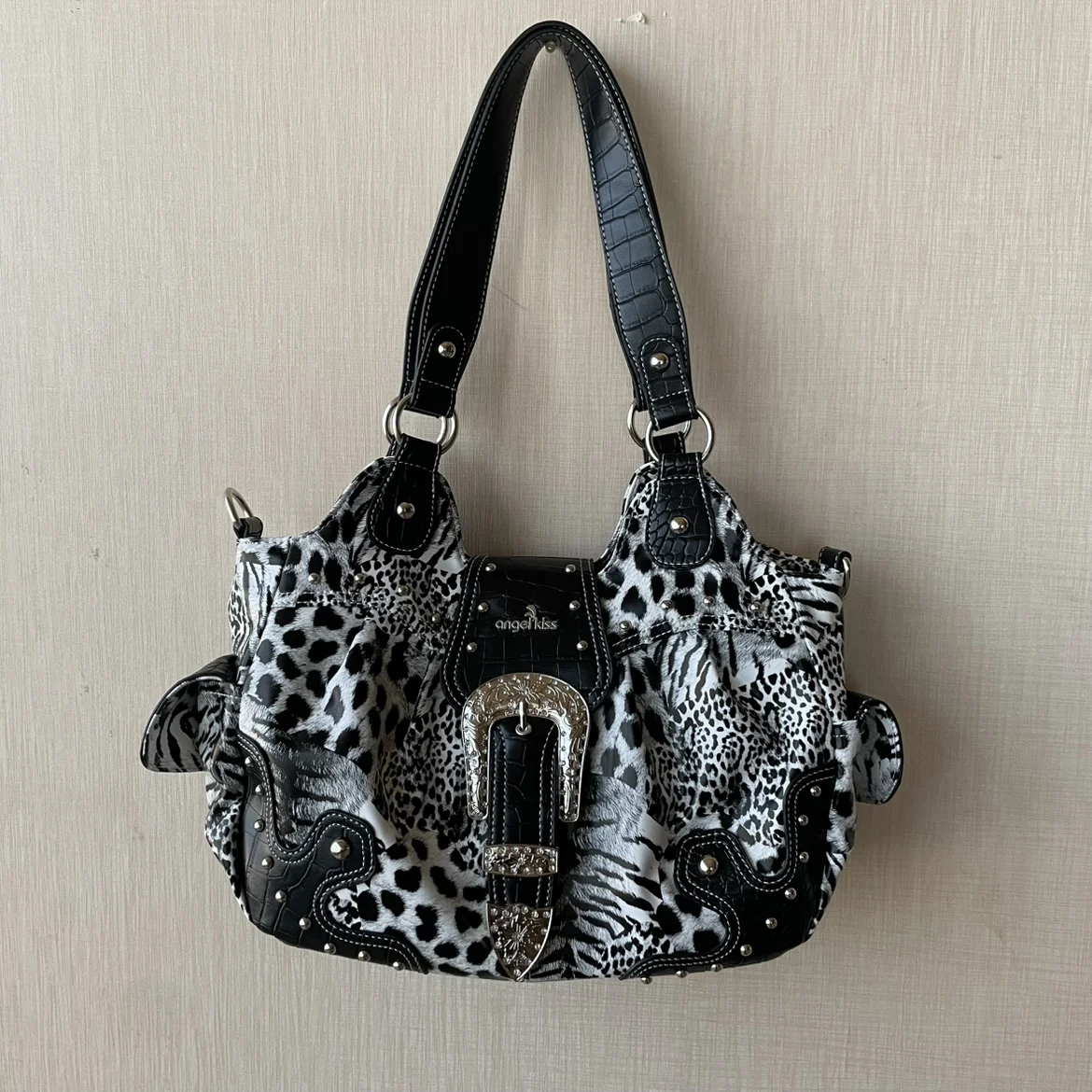 

Винтажная сумка через плечо Angel Kiss с леопардовым принтом Millennium, модная уличная одежда для девочек, сумка для подмышек, квадратная сумка на молнии, Cl...