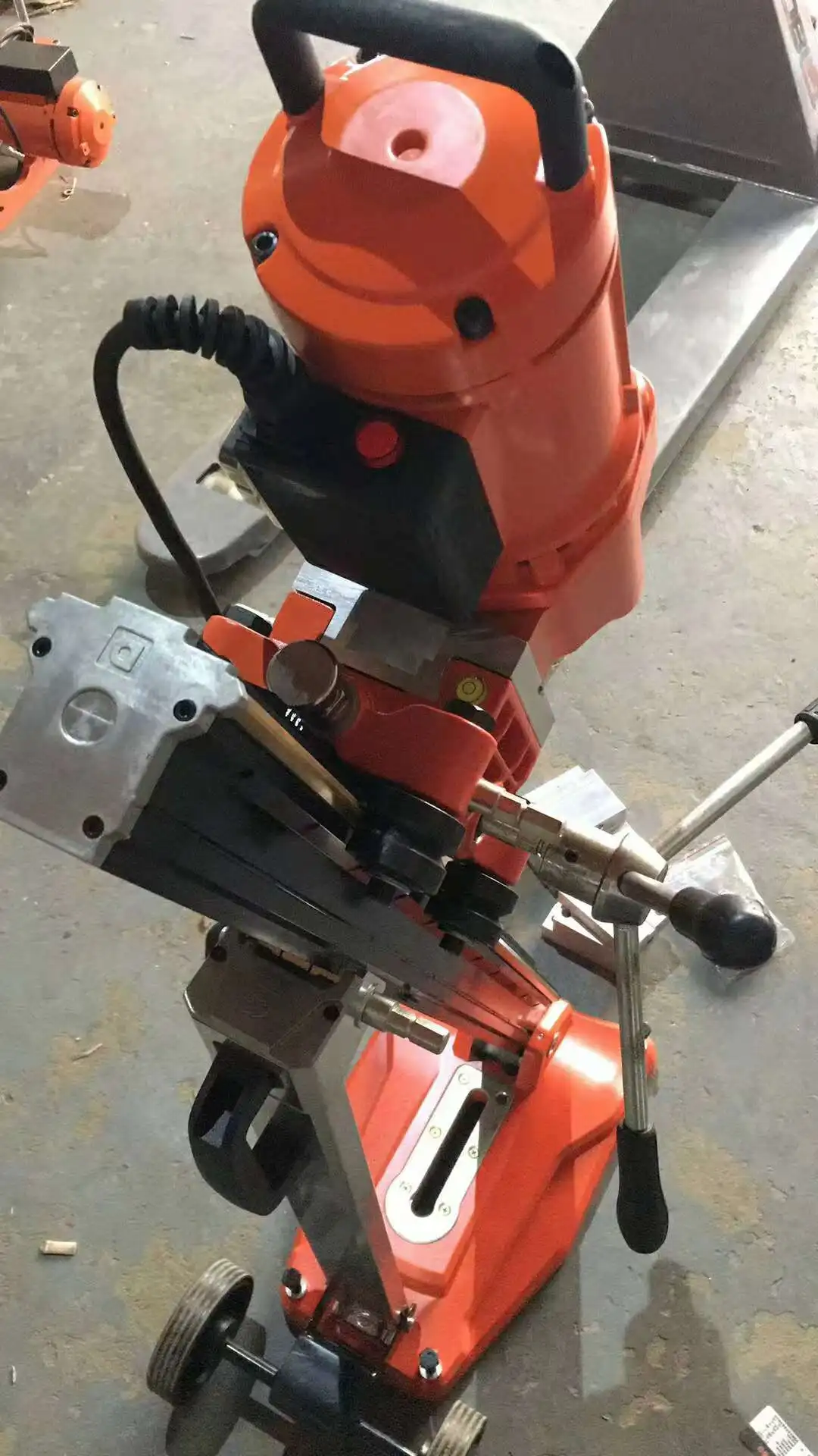 Dust-free Electric Oblique Hole Drilling Machine Concrete Core Wall Drilling Tools