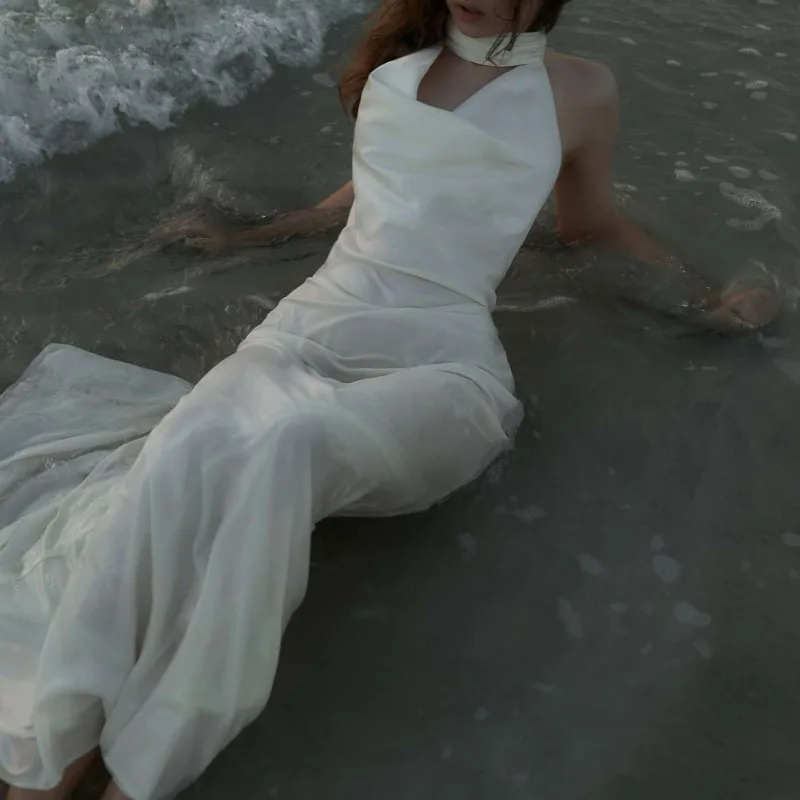 2025 Abito da donna in raso sexy con scollo a V Temperamento Appeso al collo Estate Nuova gonna lunga slim fit Abito senza schienale Vestido Donna Elegante