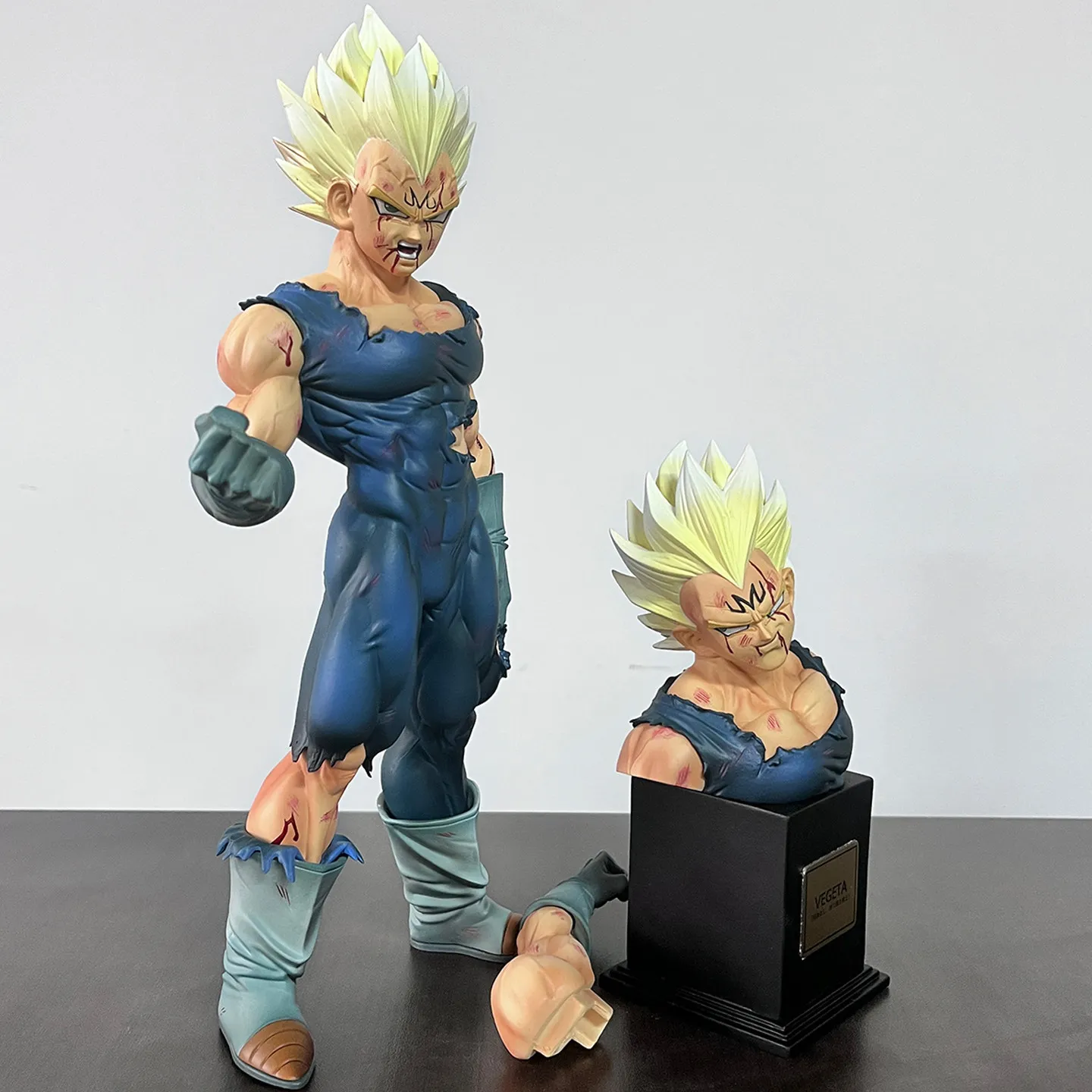 

Фигурка Dragon Ball Majin Vegeta со сменными головой и руками, поврежденная в бою, аниме-статуэтка, настольный декор, коллекционный предмет для фанатов
