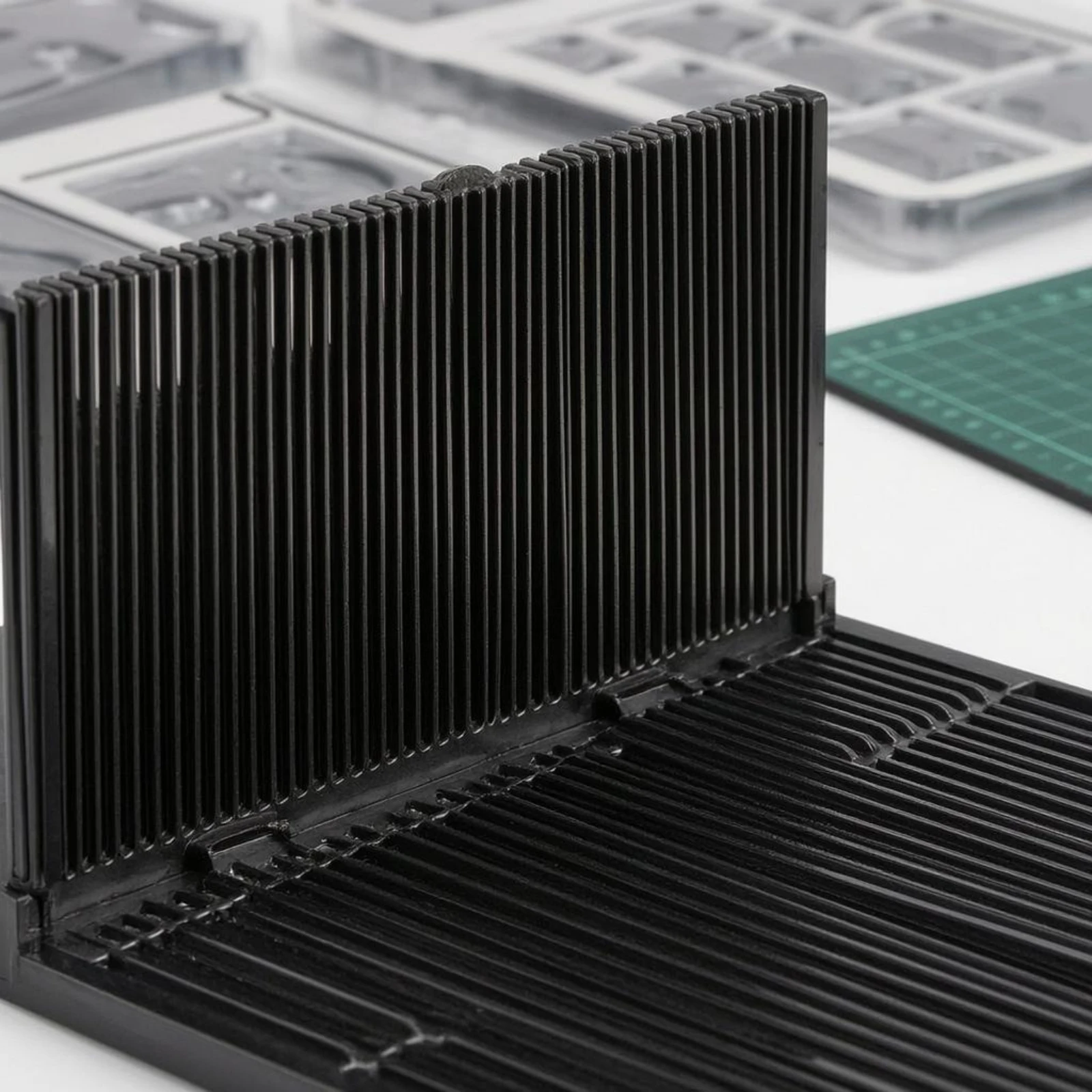 

Parts Holding Stand Tray-Style Model Sprue Rack Sprue Holder Stand Compact Hobby Storage ABS Material