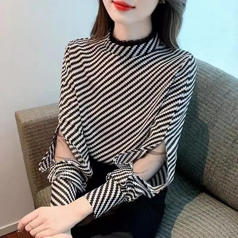 Korean Zigzag Striped Shirt Spring Autumn Commute Stand Collar Gauze Spliced Female Clothing Fashion Hollow Out Straight Blouse