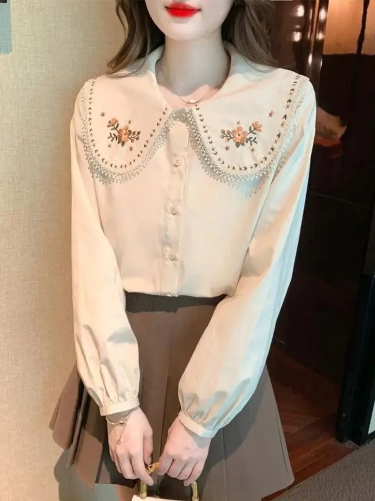 

Loose Casual Long Sve irt Street Sle Loose Collared Long irt for Women 8-24 Years Old Spring Season Regular Fit