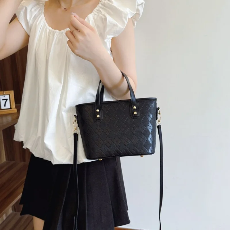 Известные дизайнерские сумки для женщин, мягкая кожа с декоративными кисточками, шикарные и функциональные для вечернего или дня