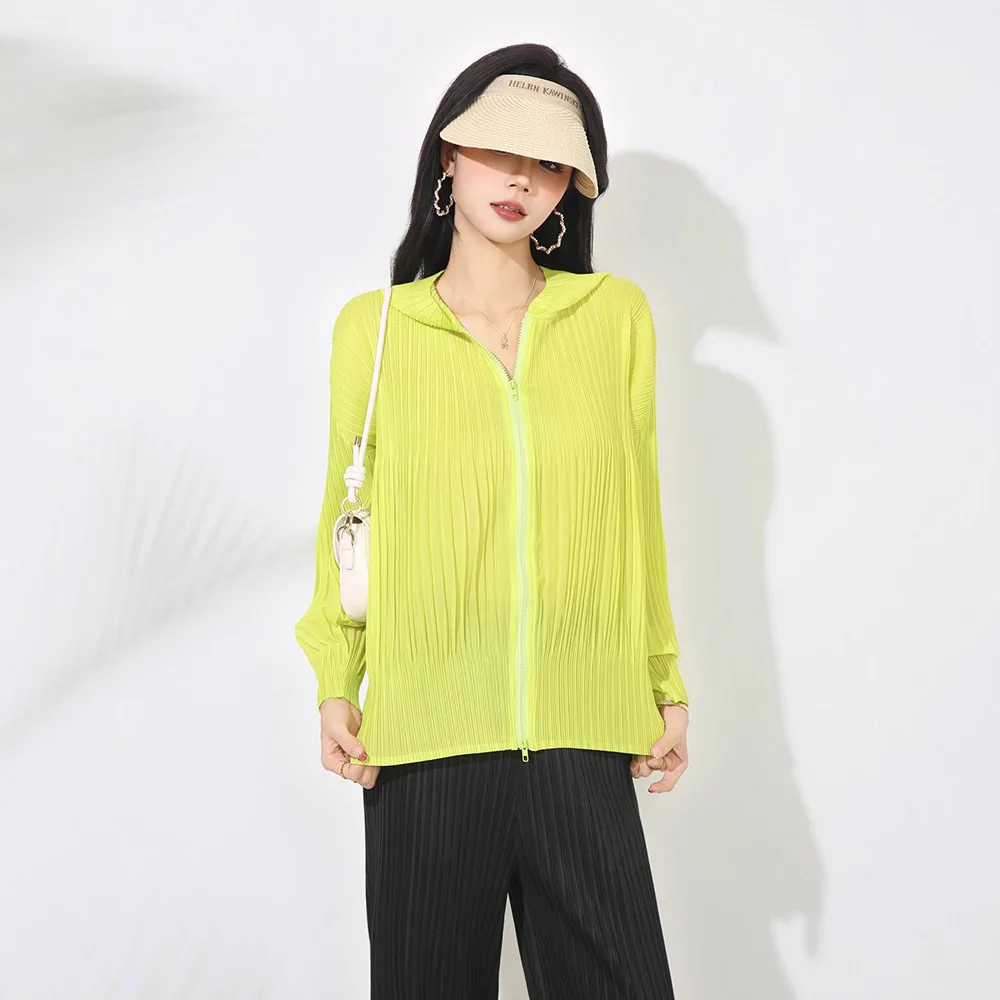 Miyake Summer New 2025 Summer Hooded Jacket Fashion Casual Versatile Loose Large Size Zipper Front Long Sleeve Top Women