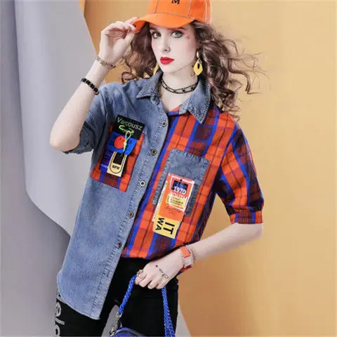 High Class Denim สี Contrast Patchwork เสื้อผู้หญิงความรู้สึกการออกแบบใหม่ลายสก๊อตเสื้อยอดนิยมฤดูใบไม้ผลิและฤดูใบไม้ร่วง2023