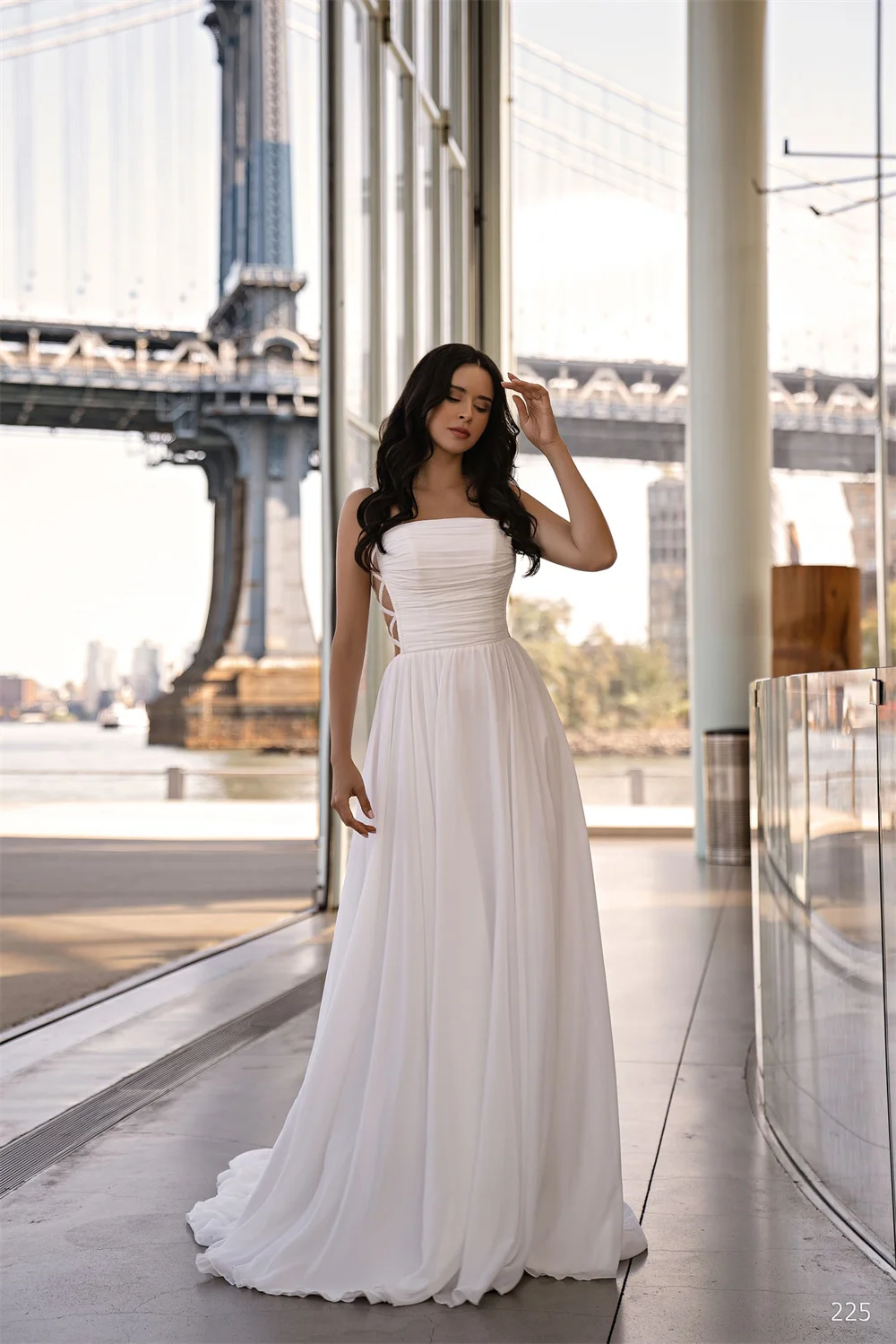 كيوتو مخصص الأبيض التجاعيد الخصر الجانب قطع التدريجي فستان الزفاف السباغيتي الأشرطة ألف خط vestidos de noche فرشاة قطار رسمي