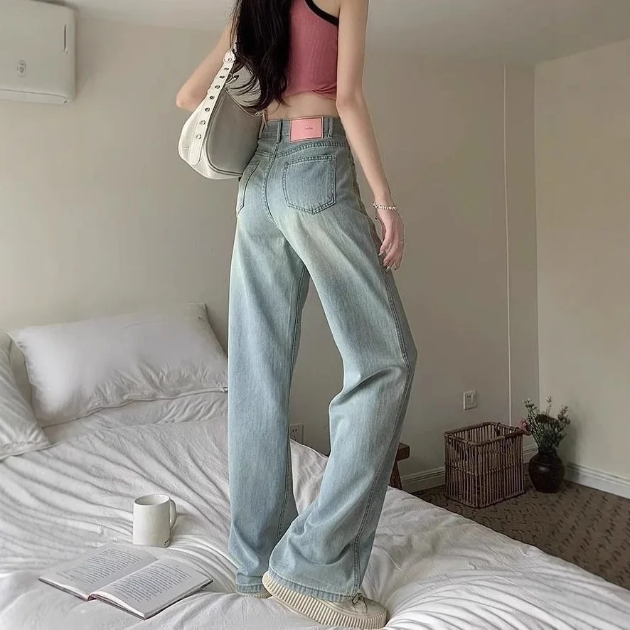 

Light-colored thin jeans, narrow wide-leg style, new ins model, high-waisted, loose, slimming, straight-leg, floor-length