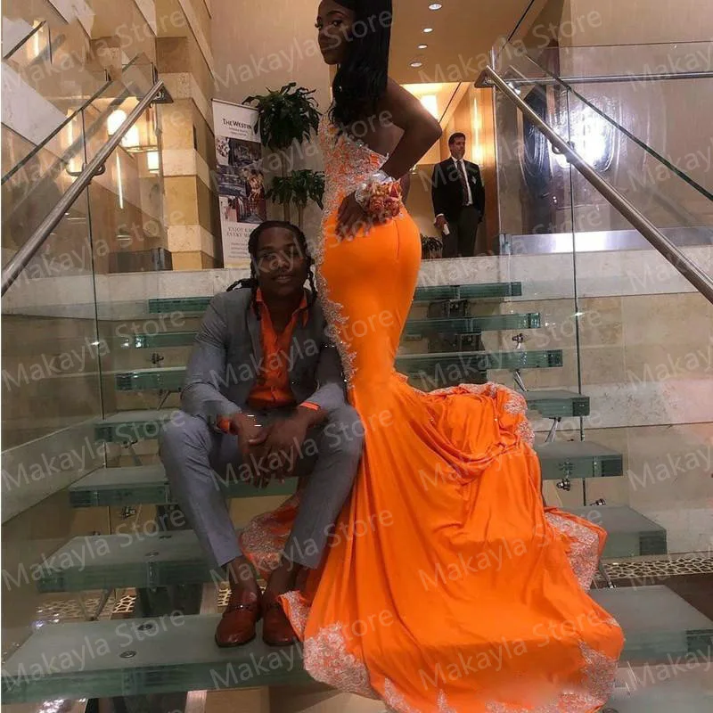 Orange Halter Long Mermaid Prom Dresses Lace Appliques Open Back Black Girl Formal Evening Party Gowns Custom Made Plus Size