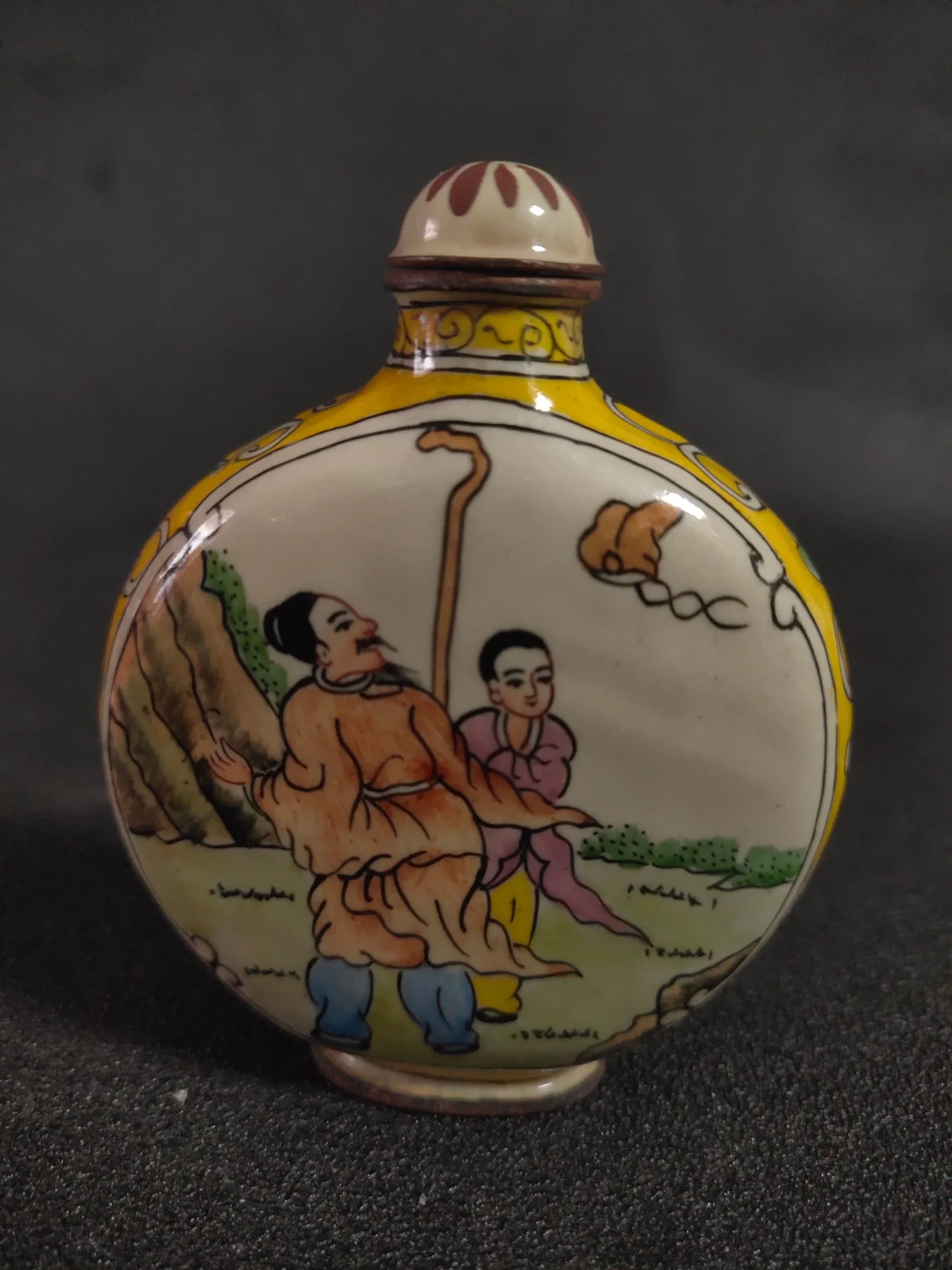 

Antique Collection Cloisonne Enamel Colored Tree Top Shepherd Boy Riding Snuff Bottle Decorative Ornament