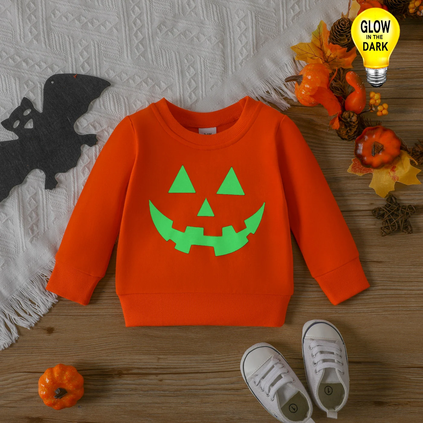 PatPat Halloween Baby Boy/Girl 100% Cotton Long-sleeve Glow In The Dark Pumpkin Face Print Sweatshirt