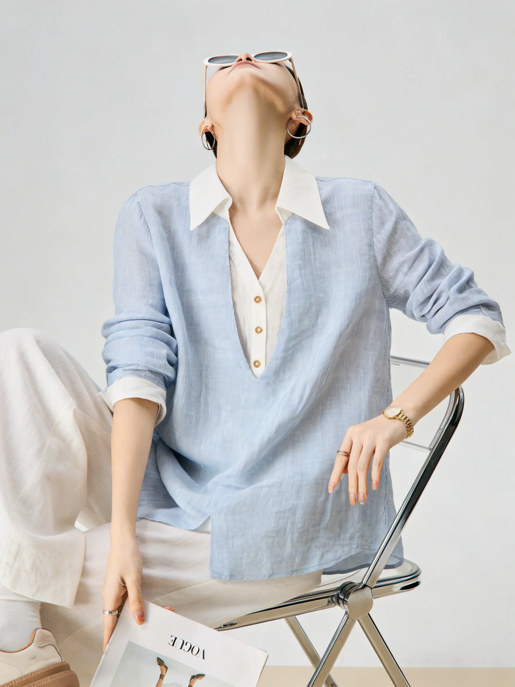 

Синяя женская блузка с V-образным вырезом и длинным рукавом, уникальный красивый новый топ в повседневном стиле, свободный крой, имитация двухслойности, смесовая ткань из полиэстера