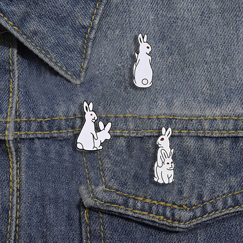 Evil White Rabbit Brooch Pins Cartoon Animals Bunny Lapel Enamel Pin Denim Jackets Clothes Button Badge Funny Cute Jewelry Gifts