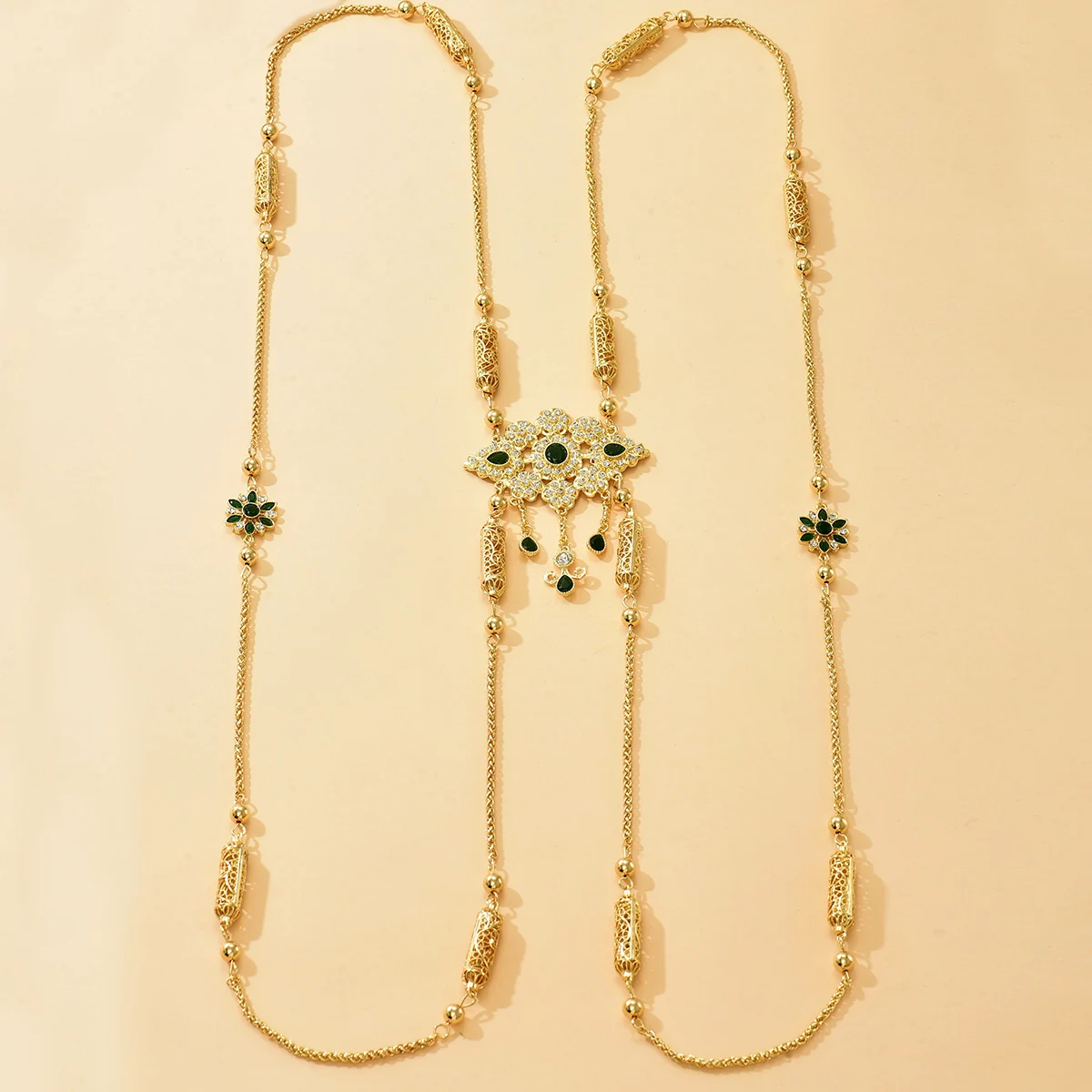 สายโซ่/เข็มขัดประดับลายดอกไม้ชุบทองหรูหรา  เครื่องประดับระดับไฮเอนด์สุดสง่างามสำหรับชุดเจ้าสาว งานแต่งงาน และงานเทศกาลแบบดั้งเดิม