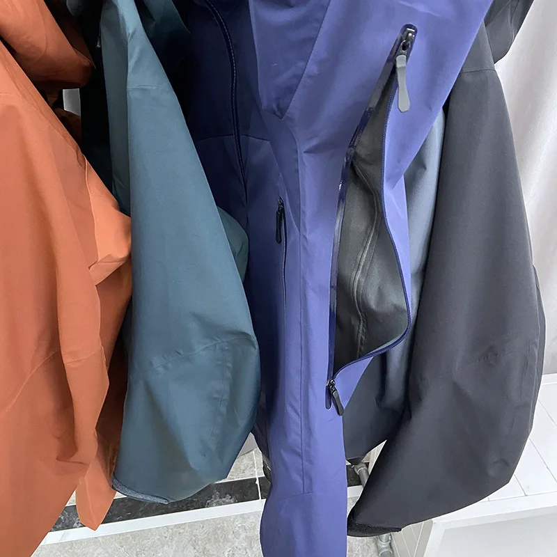 Waterproof and Breathable Single-layer Hooded Jacket. Suitable for Hiking and Camping Unisex -Do Not Machine Wash