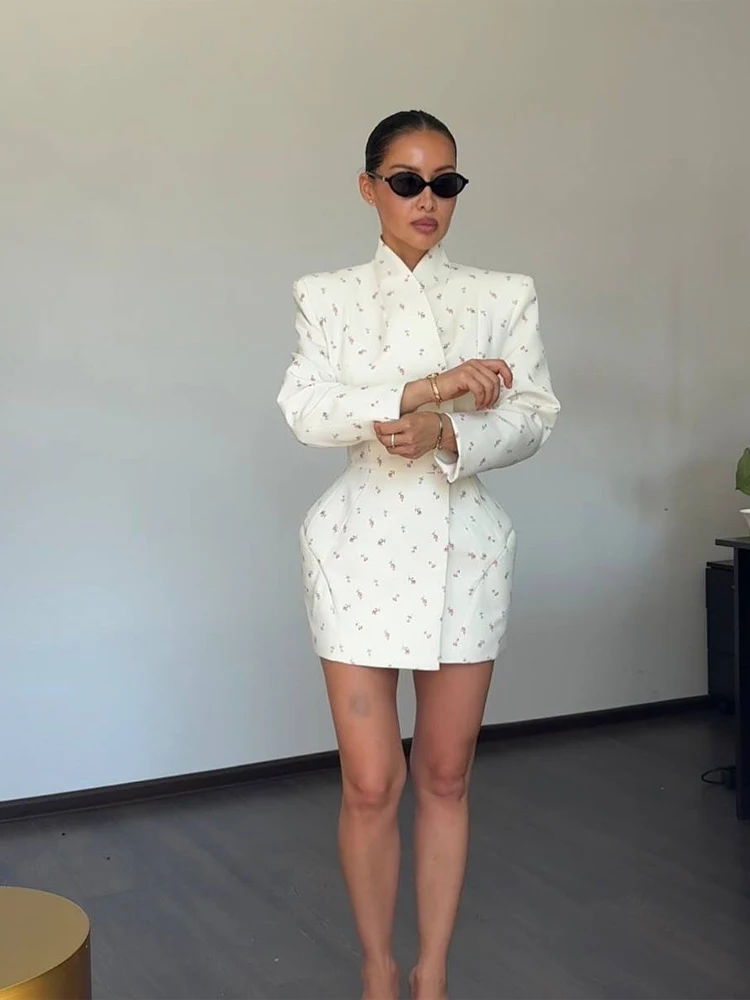 Waist Cinching Suit Lady Jacket V-neck Full Sleeve Single Button Shoulder Pad Elegant Slim Women Coat Fashion Commute Wear New