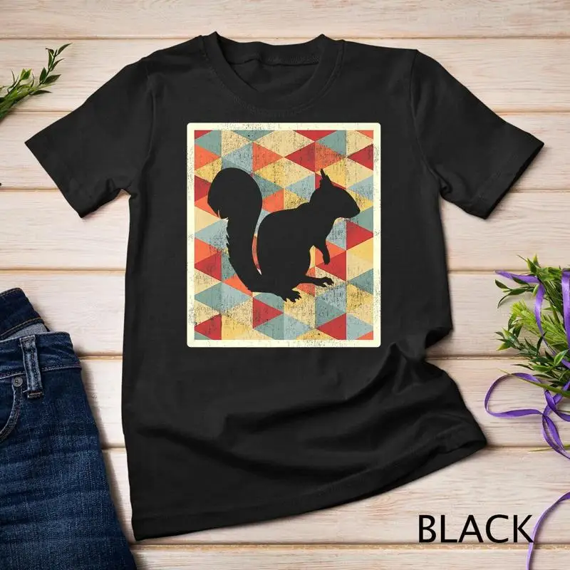 

Потертая классическая винтажная футболка унисекс в стиле ретро с белкой 70-х годов