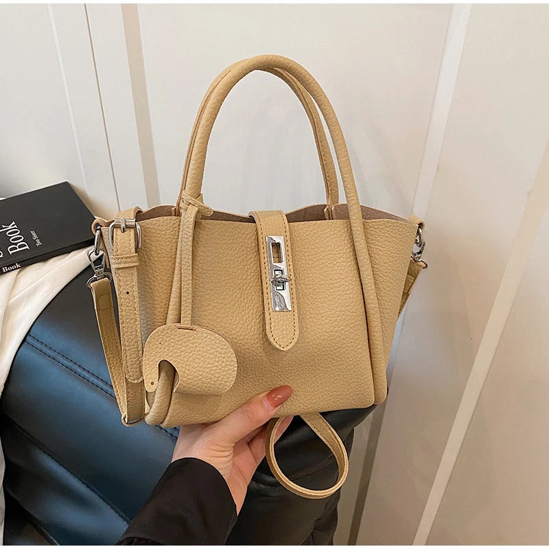 

Korean Niche Design Portable Bucket Bag Trendy Fashion Shoulder Messenger Bag Super Popular All-match Basket Bag New Women's Bag