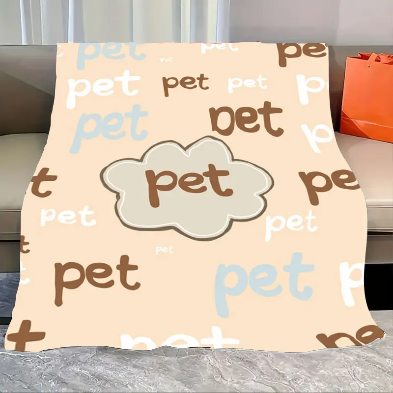 

1pc Flannel Blanket "Pet-Themed Cozy Blanket with Stylish Cloud Design for Home Décor"