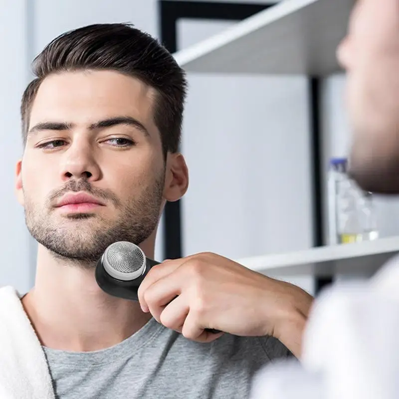 Portable Electric Razor Mini Razor For Men Travel Electric Razor Rechargeable Mini Electric Shavers Powerful Electric Razor