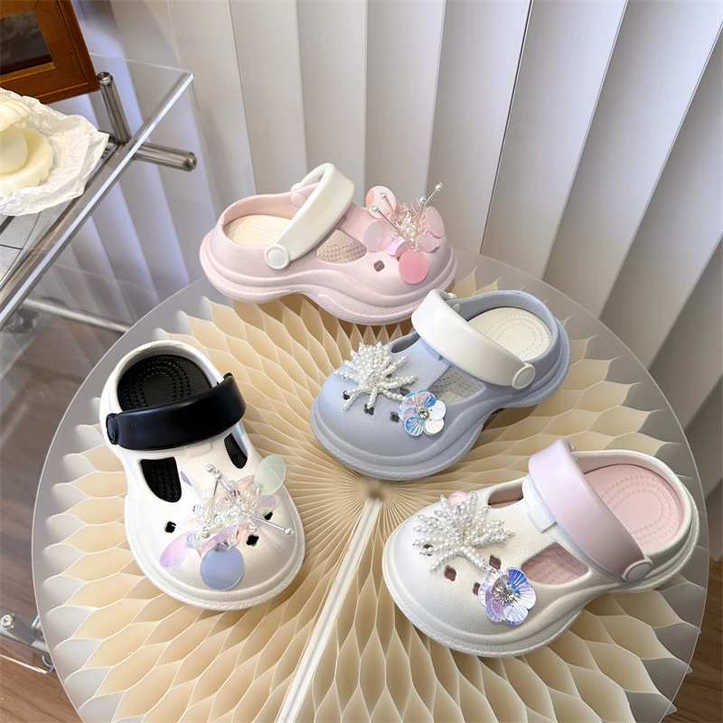 

Cartoon Chain Crystal Flower Pearl Clogs Boys and Girls, Parent-Child Outdoor Slippers, Non-Slip Height-Increasing Closed-Toe