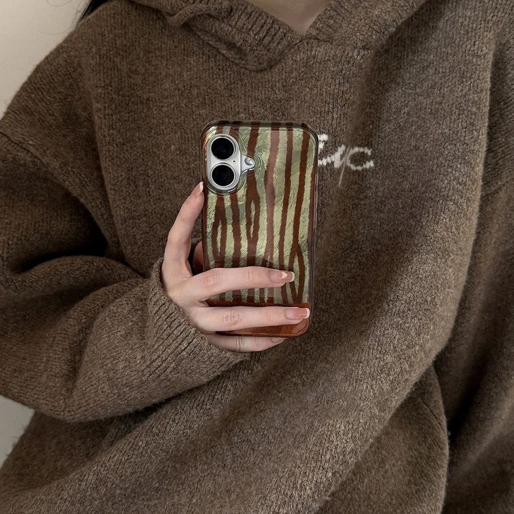 Spiral patterned irregular brown striped phone case with fur Plush chain for iPhone 11 12 13 14 15 16 pro max