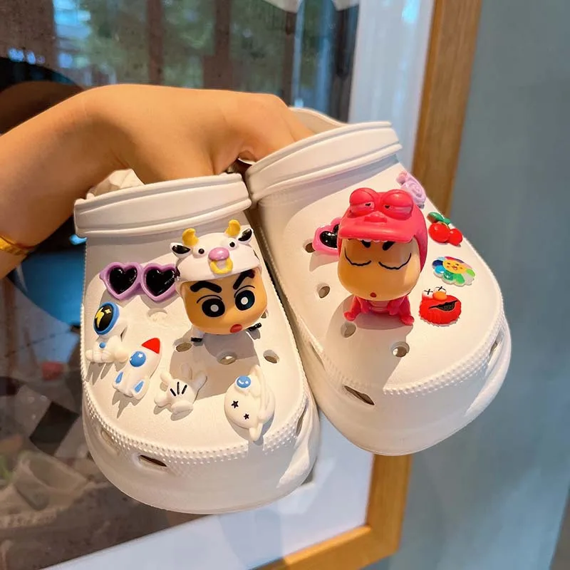 Miniso 3D Resin Cartoon Animeset Shoe Charms Cute Shoes Decoration For Clog Sandals Different Girls Boys For Gift Party Birthday