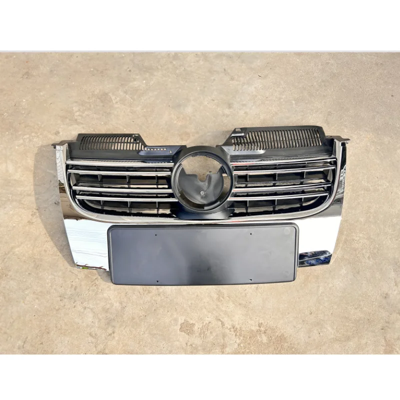 Suitable for Volkswagen Old Sagitar 06-10 JETTA Front Bumper Silver Face Electroplated Grille