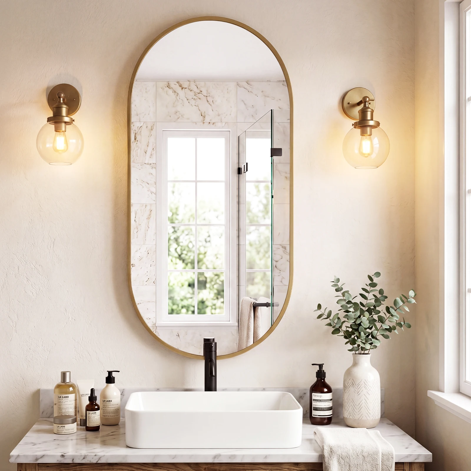Vertical mirror styling