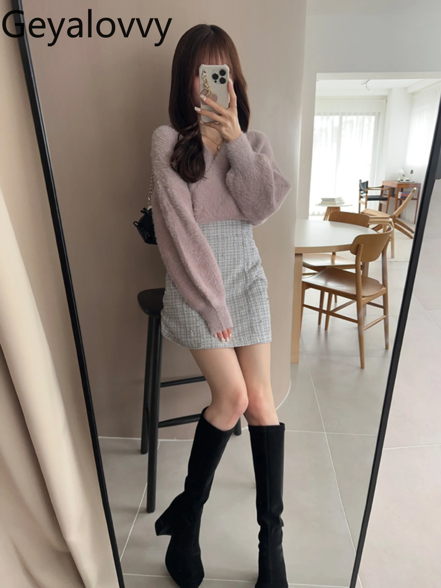 Pullover lavorato a maglia tinta unita autunno inverno stile giapponese Dolce ragazza Versatile maglione corto con scollo a V a maniche lunghe