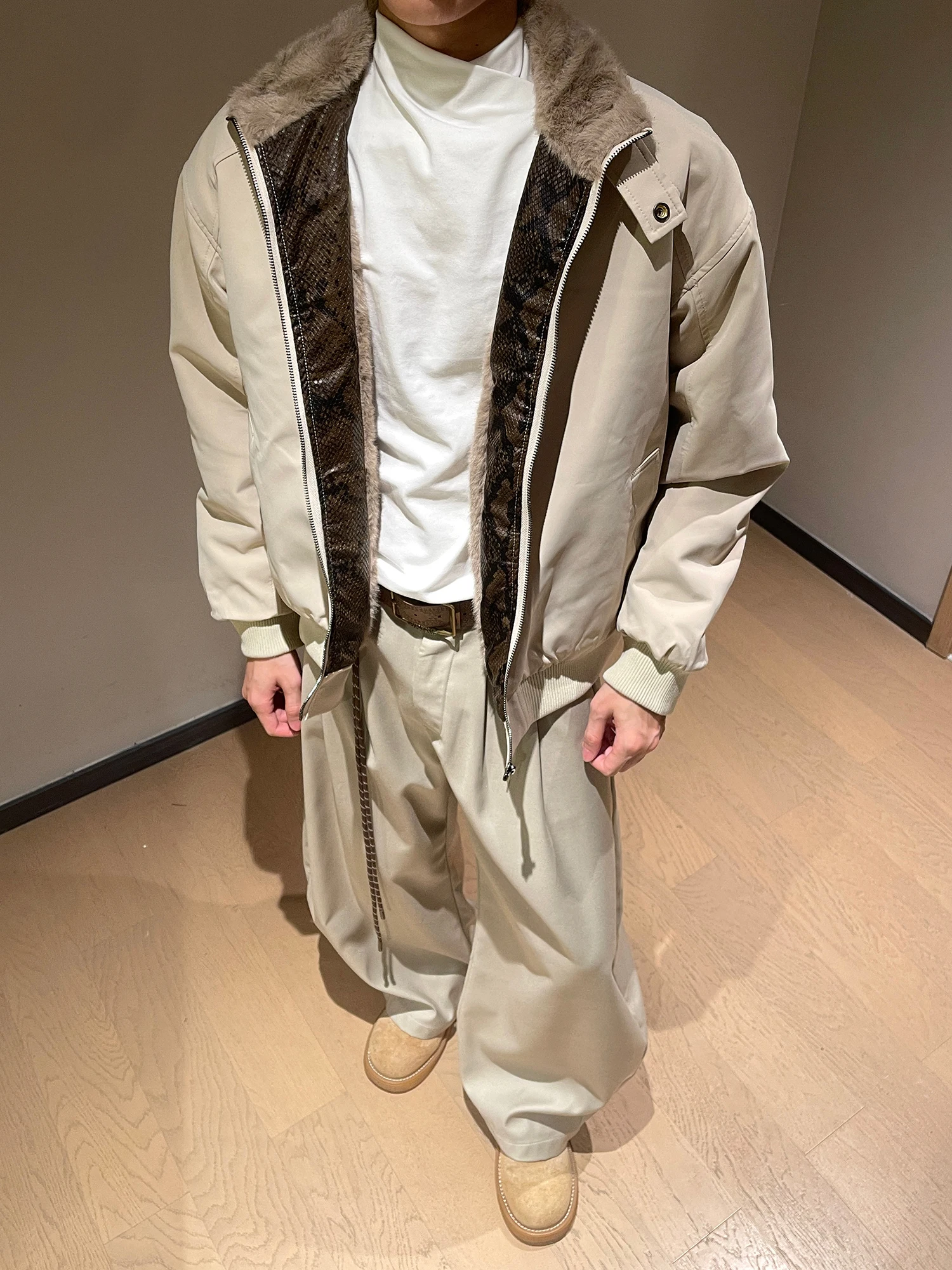 سترات رجالية جديدة لشتاء 2025 بنمط جلد الثعبان السميك بتصميم كلاسيكي من الفرو الصناعي سترات مريحة دافئة للرجال معاطف وسيم بأكمام طويلة #3