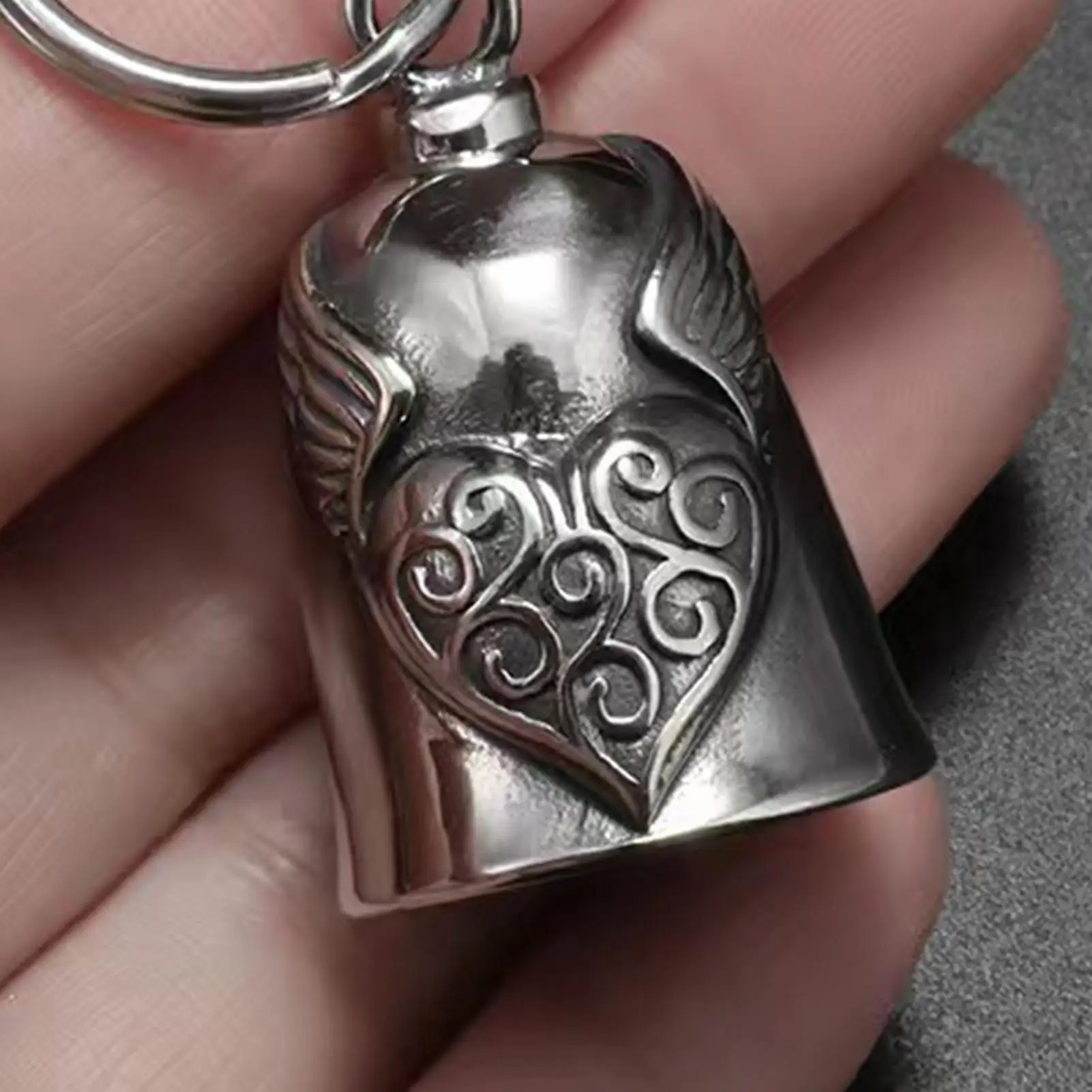 바이커들을 위한 오토바이 벨 하트 윙 오토바이 액세서리 라이더들을 위한 소형 오토바이 벨 장거리 주행 로드 트립