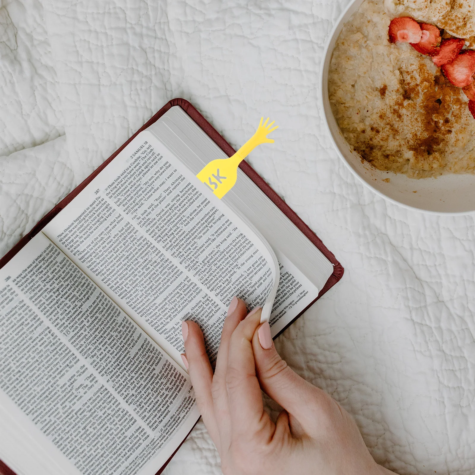 

4Pcs Hand Plastic Bookmark Small Cute Page Marker Reading Book Marker Decorative Bookmarks for Book Lovers Hand Bookmarks