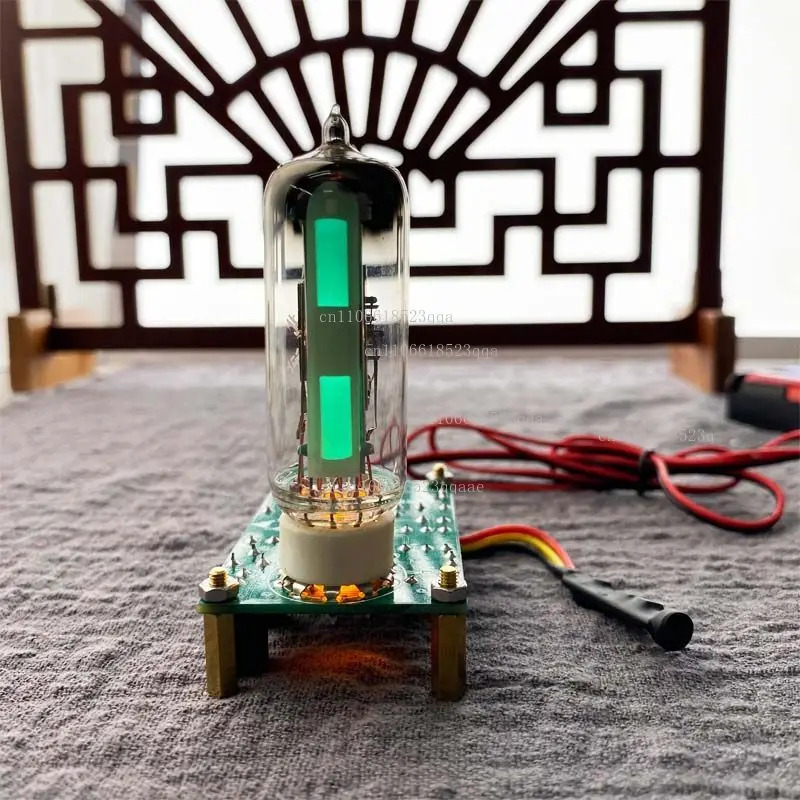 

Усилитель мощности на лампе 6E2 с индикацией ритма музыки (эффект «кошачий глаз»), для самостоятельной модификации радио