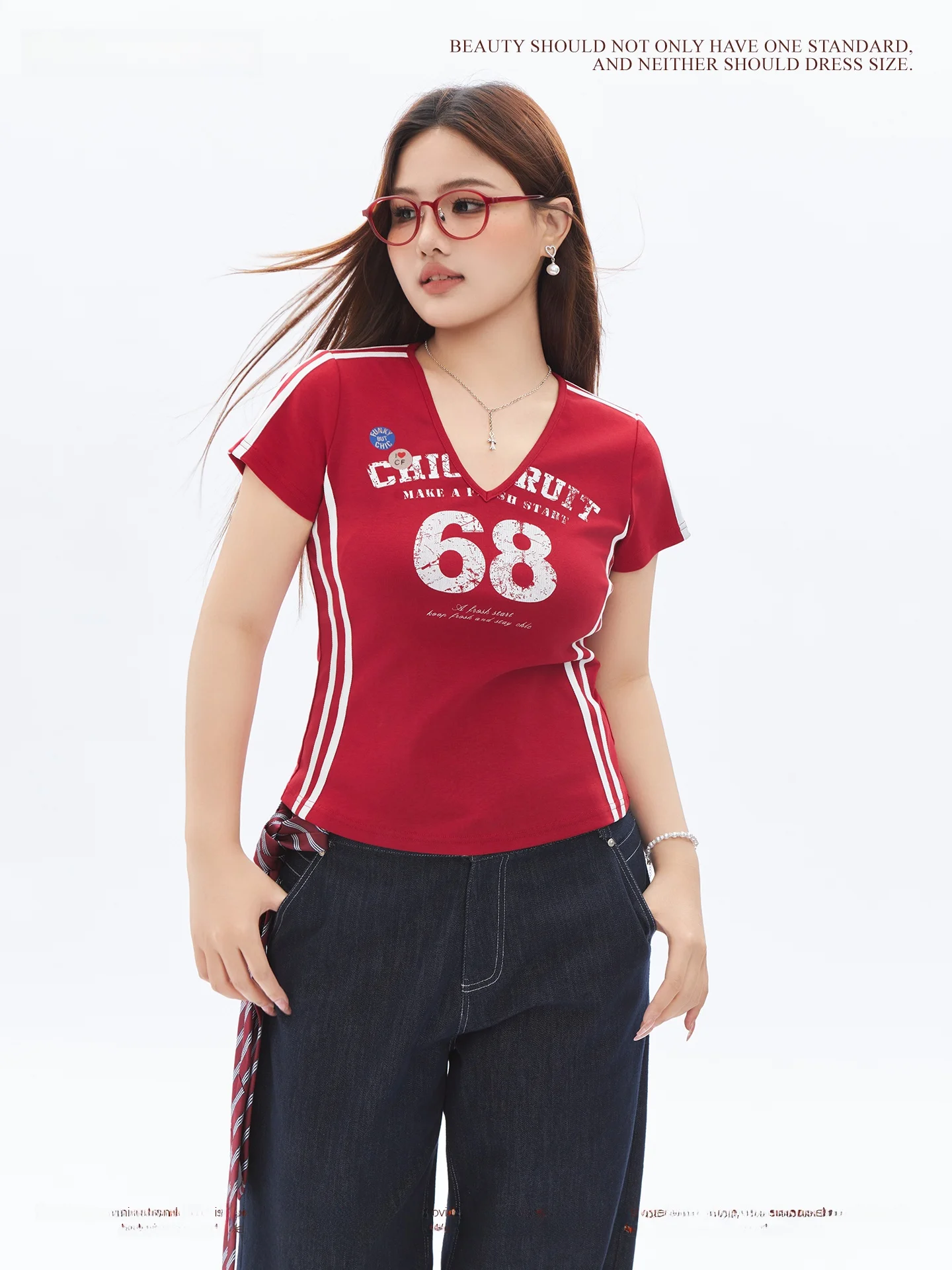 

Футболка Slim Fit с V-образным вырезом и цветным принтом, короткий рукав, женская повседневная футболка из смесового хлопка, впитывающая пот, дышащая, летняя.