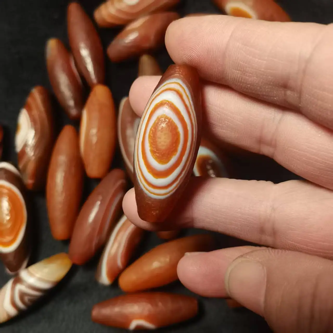 10pcs/lot Red Agate Natural Eye Beads with Wrapped Ribbons Amulet DIY Beads Men\'s&Women\'s  Bracelets Pendants Necklaces