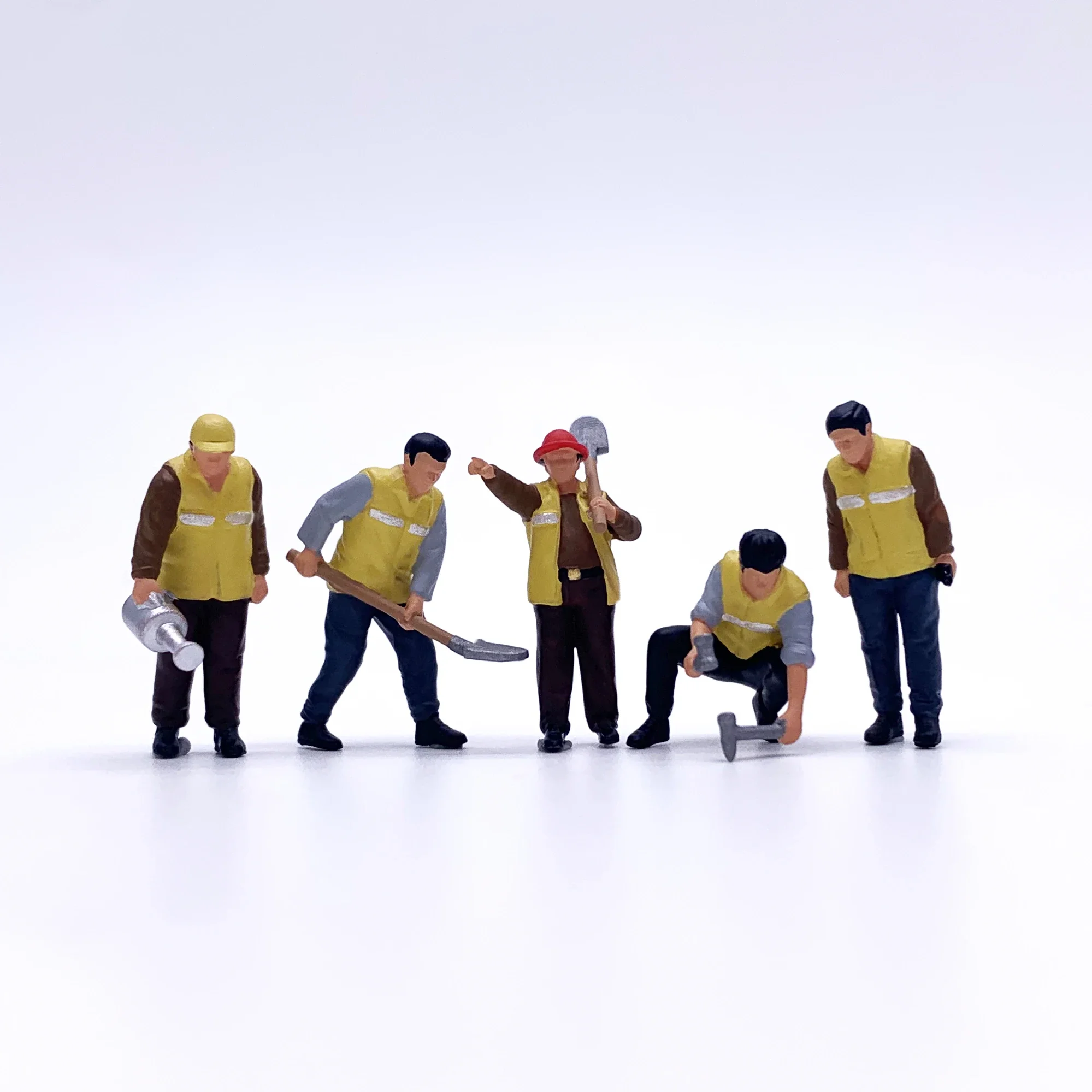 HO 1:87 Painted Figures HO Scale Railway Maintenance Group Maintenance Worker Rural Animal Table Tennis Miniature Figures