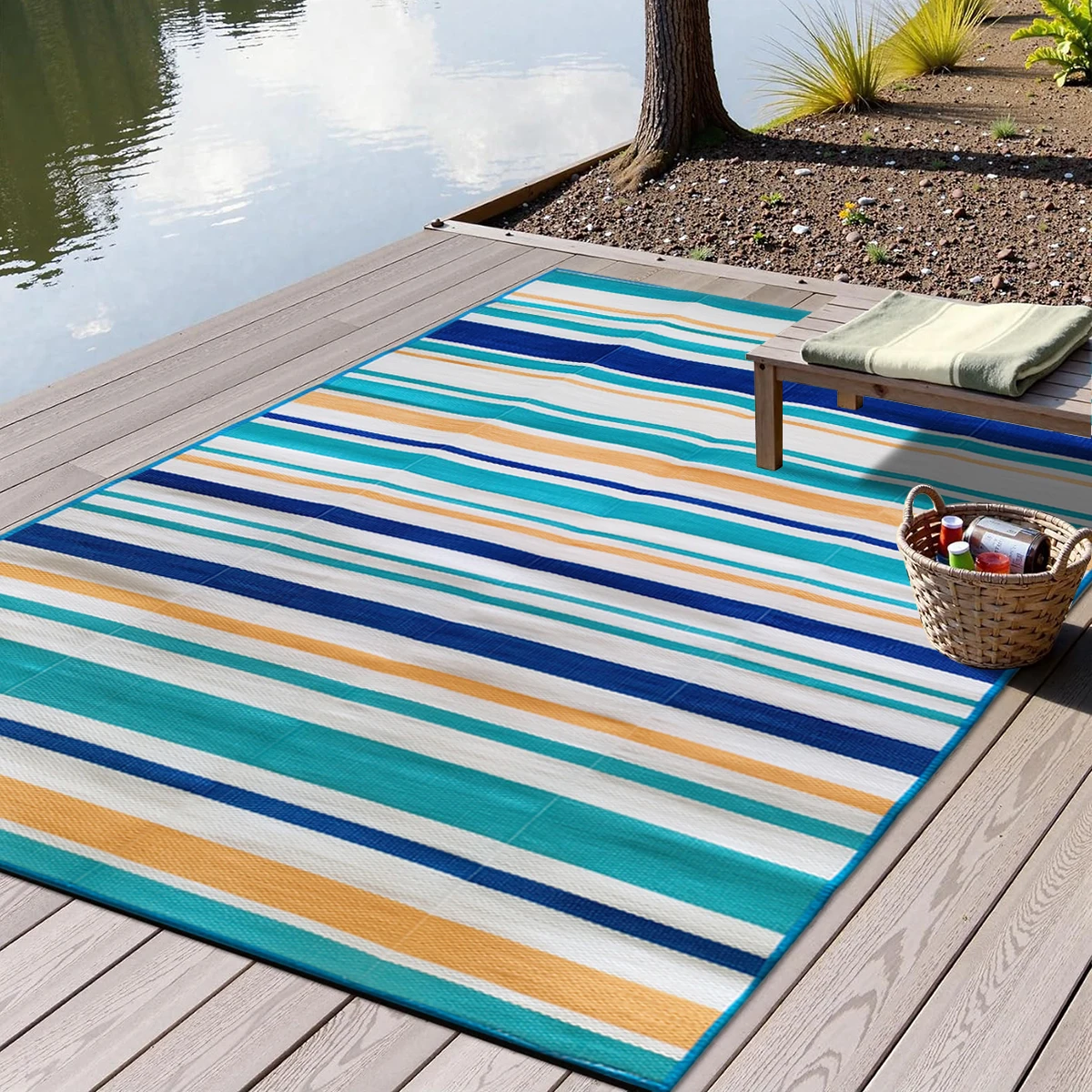 Einlagige, wasserdichte, wendbare Kunststoff-Stroh-Terrassenteppiche für drinnen und draußen, PP-Material, gestreifte Teppiche, Picknickmatte