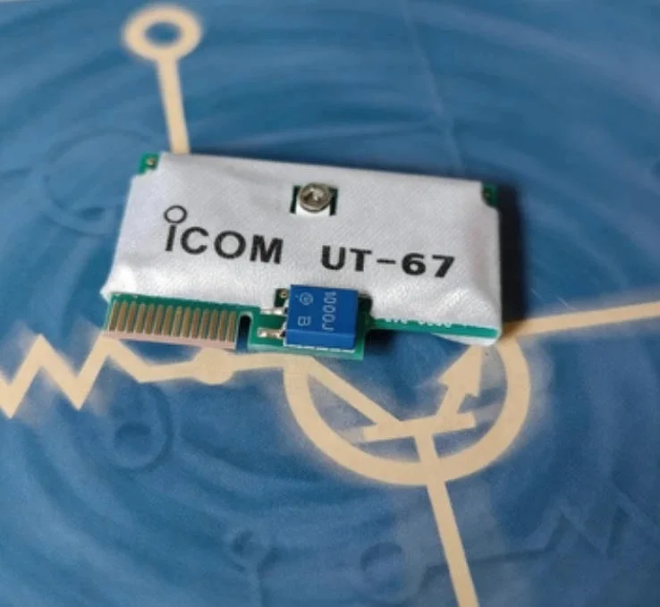 

UT-67 CTCSS Decoder BOARD Module For ICOM IC-2410 IC-3230 IC-W21AT, IC-W21ET, IC-2SRA, IC-2SRE, IC-4SRA, IC-4SRE, IC-V21AT