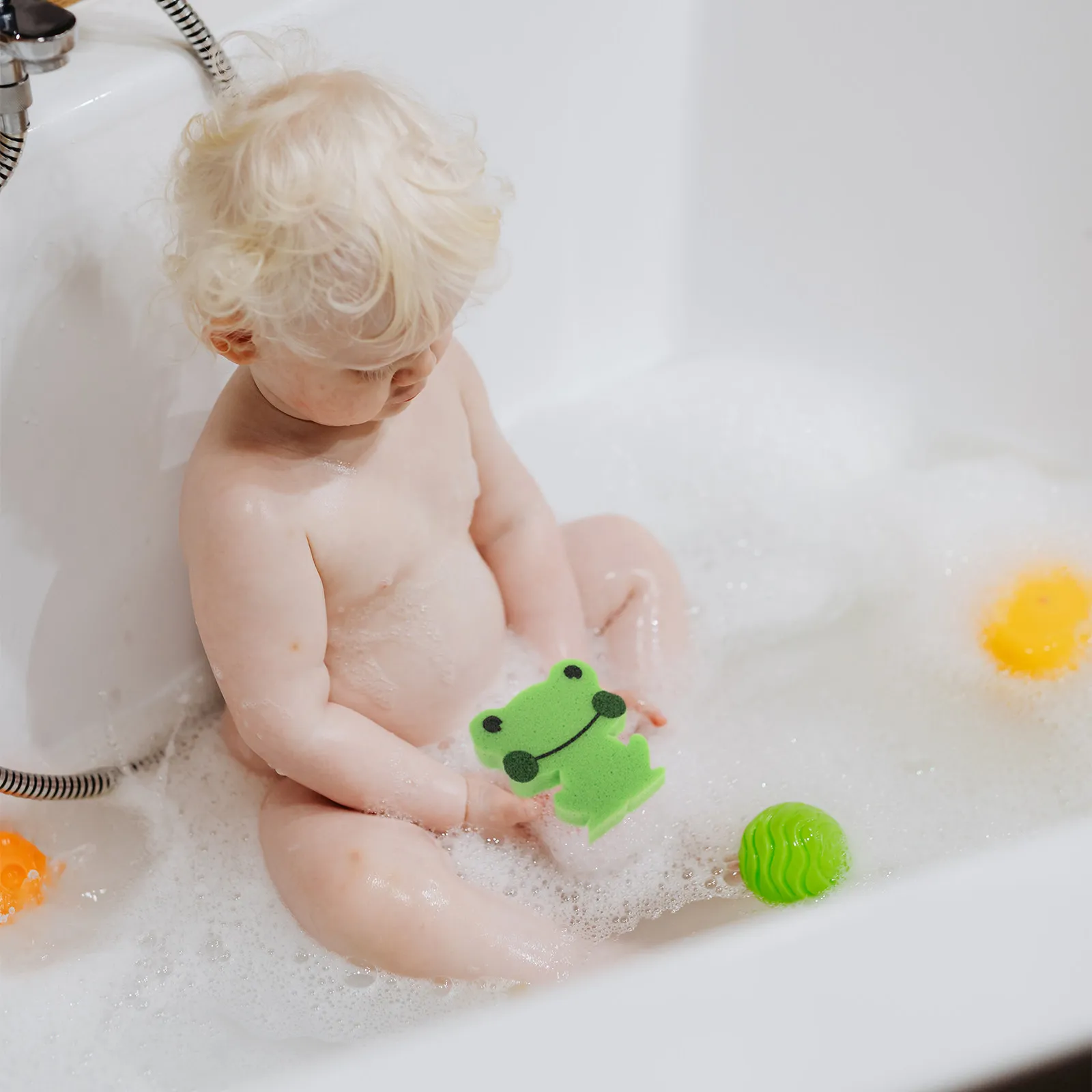 

Cute Animal Shaped Bath Sponge for Babies Soft Gentle Absorbent Baby Bath Sponge Newborn Kids Shower Scrubber
