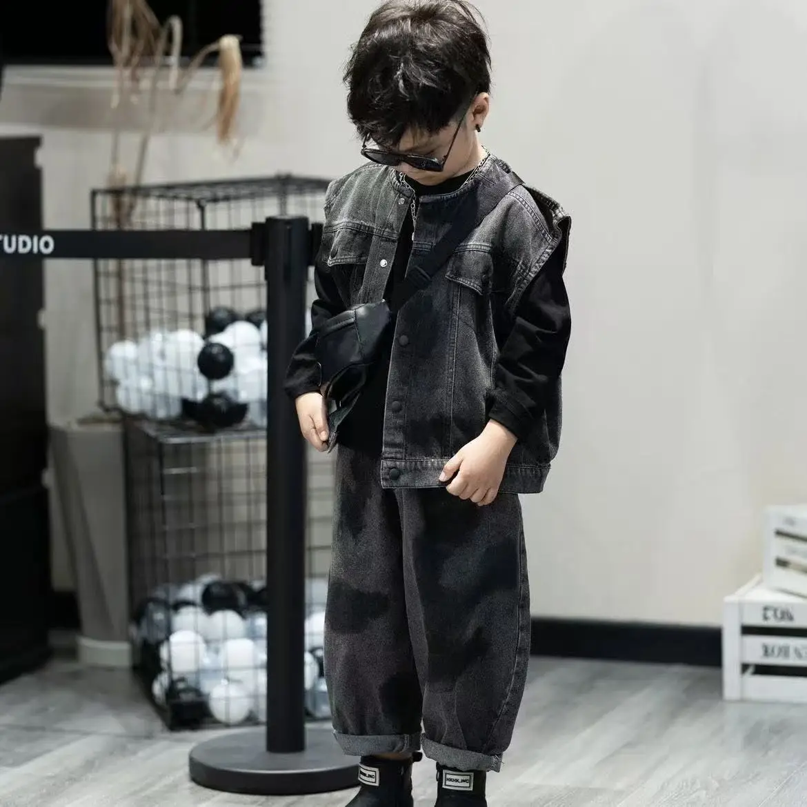 

Spring and Autumn Cowboy Set 2025 New Korean Fashion Casual Vest+Jeans Handsome Two Piece Set Trendy