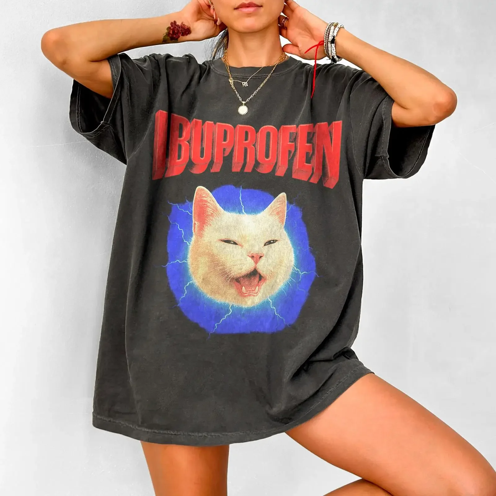 Vintage Ibuprofen Funny Screaming Cat Meme T Shirt Cotton Casual Ironic for Her Him vintage Washed fashion graphic