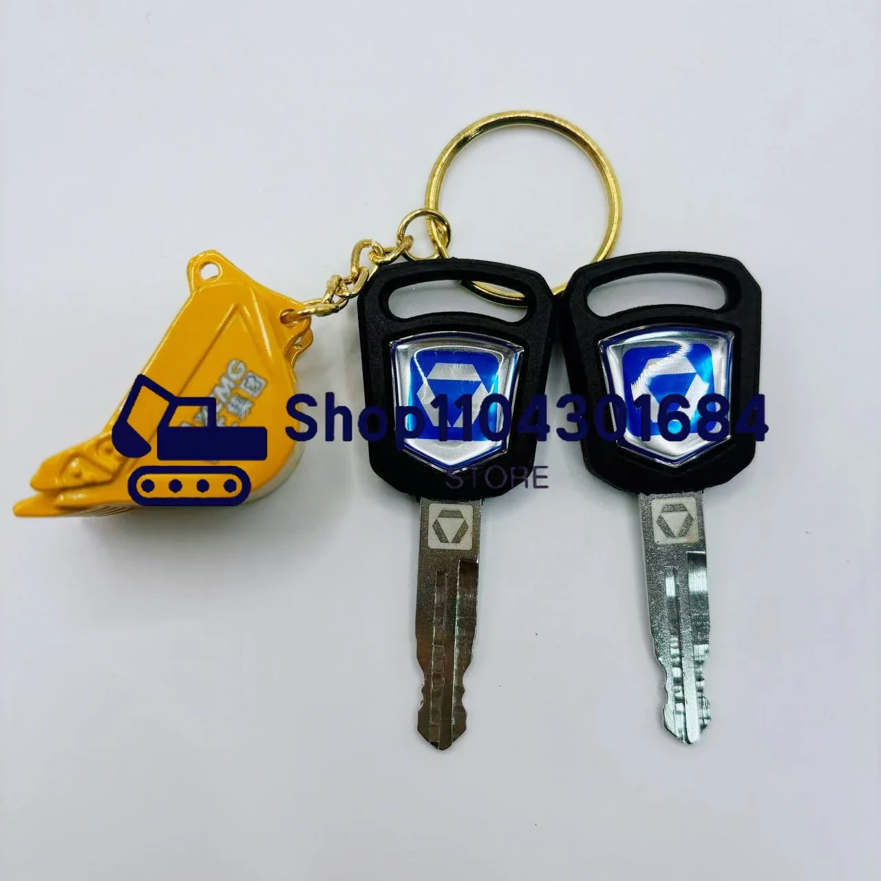 2PCS Ignition Keys for XCMG Excavator Keychain for 55 60 75DA 80 200 215D Old and New Ignition Starter Key