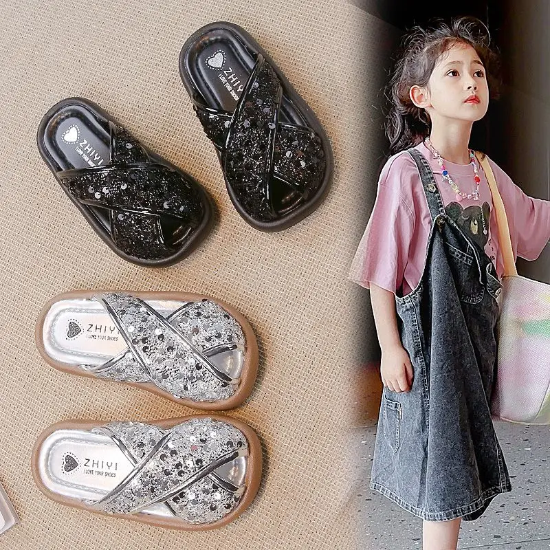 

Girls Wearing Slippers for Summer 2024 New Childrens Design Sweet and Gentle Princess Beach Shoes